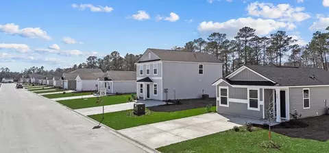 547 Resolute St, Florence, SC 29501