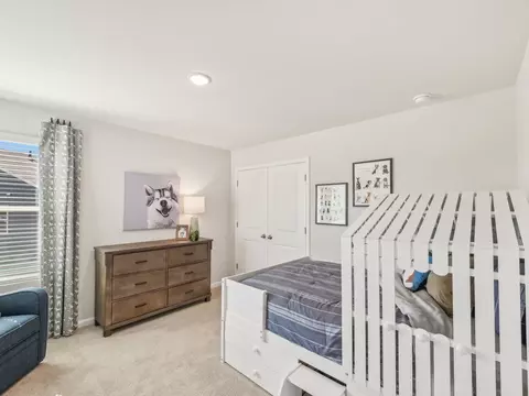 1122 Winding Spg Dr, Mebane, NC 27302