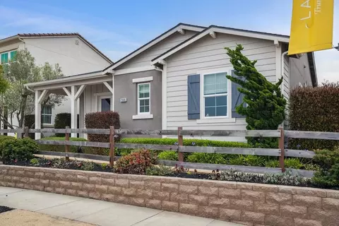 2988 Bluffs Dr, Marina, CA 93933