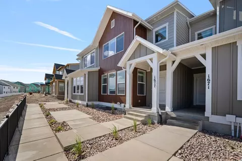 1677 W Viola Ln, Saratoga Springs, UT 84045