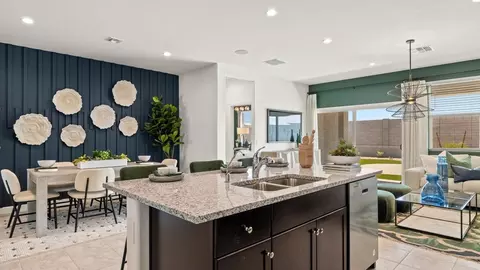 Kitchen - 9648 S Caballo Dr, Apache Junction, AZ 85120 photo 4 of 10