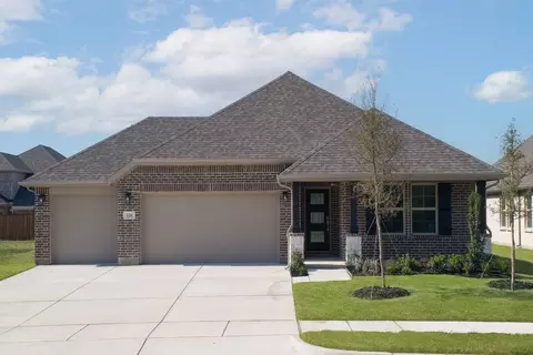 106 National Ct, Forney, TX 75126