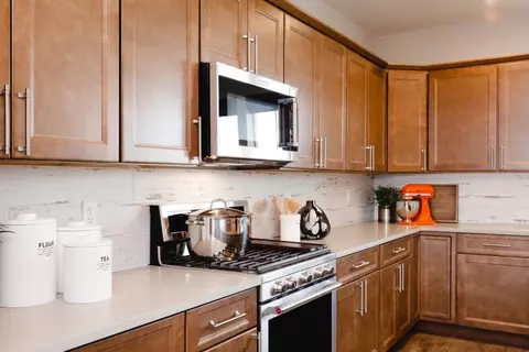 Kitchen - 805 Halfpipe St, Belgrade, MT 59714 photo 5 of 8