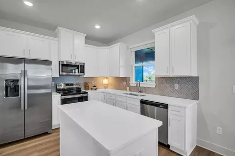 Kitchen - 13978 Emerald Fields Dr, Hudson, FL 34667 photo 3 of 3