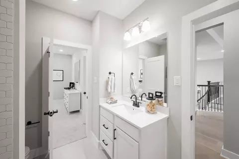 Bath - 4255 Hollow Wind Way, Spring, TX 77386 photo 4 of 7