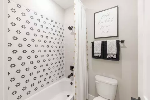 Bath - Undisclosed, Cypress, TX 77433 photo 6 of 7