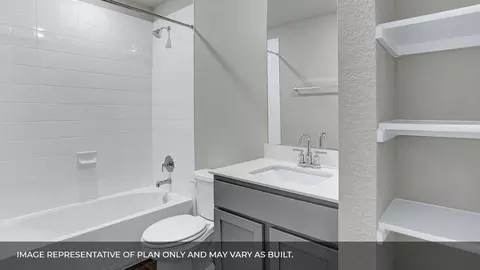 Bath - 13407 Eppright Trce, Manor, TX 78653 photo 4 of 8