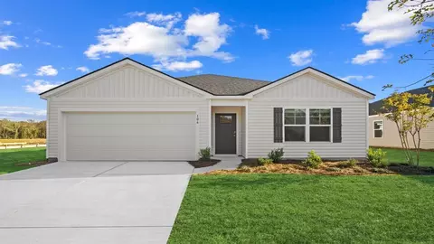 Exterior - 124 Sabel Ct, Guyton, GA 31312 photo 4 of 7