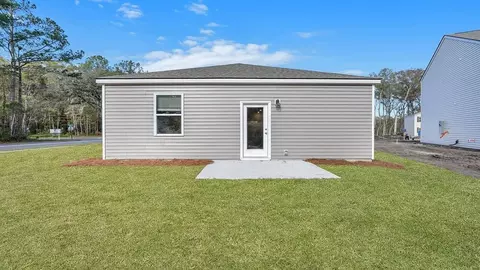 Exterior - 124 Sabel Ct, Guyton, GA 31312 photo 7 of 7