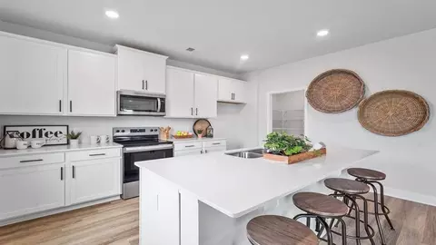 Kitchen - 124 Sabel Ct, Guyton, GA 31312 photo 1 of 4