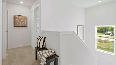 Entry Way - 626 Fallen Leaf Dr, Belton, MO 64012 photo 3 of 6