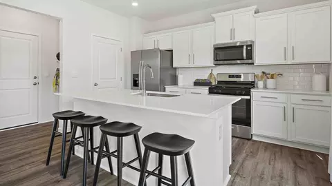 Kitchen - 626 Fallen Leaf Dr, Belton, MO 64012 photo 1 of 9
