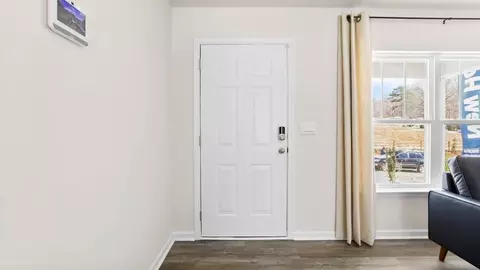 Entry Way - 140 Hawk Ridge Rd, Anderson, SC 29621 photo 2 of 5