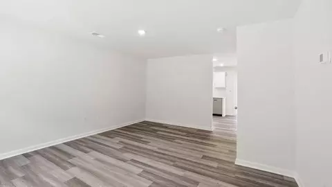 Living - 140 Hawk Ridge Rd, Anderson, SC 29621 photo 1 of 2