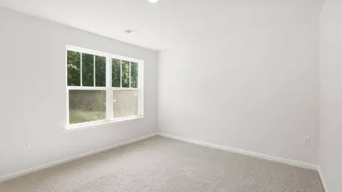 Bedroom - 140 Hawk Ridge Rd, Anderson, SC 29621 photo 2 of 8