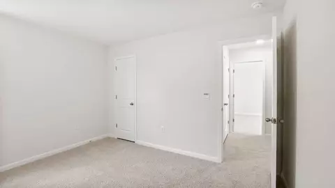 Bedroom - 140 Hawk Ridge Rd, Anderson, SC 29621 photo 3 of 8