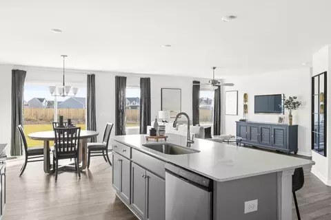Kitchen - 205 Hamlet Ct, Richlands, NC 28574 photo 4 of 4