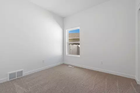 Bedroom - 7242 N Bald Eagle Way, Eagle Mountain, UT 84005 photo 3 of 4