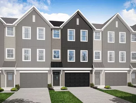 2101 S Autumn Chase Dr, Mechanicsburg, PA 17055
