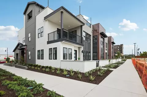 133 10th St, Marina, CA 93933