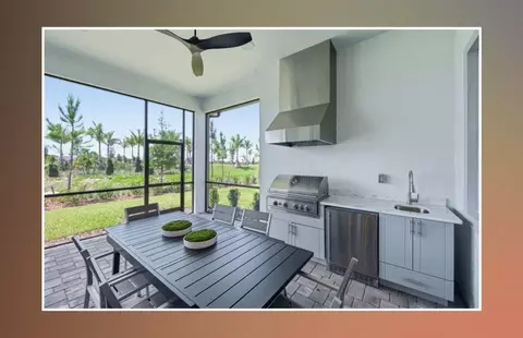 Kitchen - 11320 Clay Ave, Parrish, FL 34219 photo 3 of 4