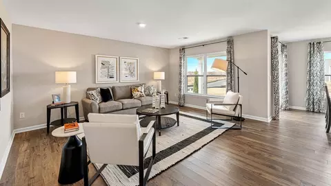 Living - 3405 Woodcross Dr, Moore, SC 29369 photo 2 of 3