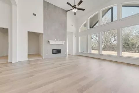 Living - 208 Condor Ct, Heath, TX 75126 photo 2 of 2