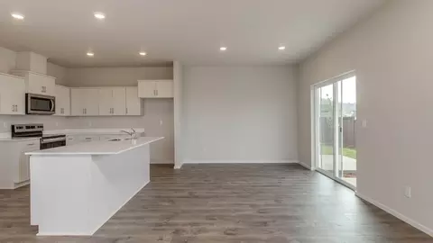 Living - 3409 SW Thomas Ave, Gresham, OR 97080 photo 3 of 3