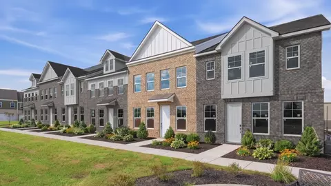 528 Hartmann Landing Way, Lebanon, TN 37090
