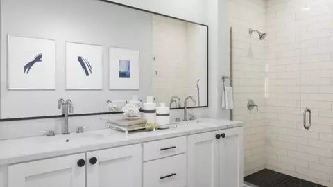 Bath - 2851 Via Monte Mar, Camarillo, CA 93012 photo 1 of 4