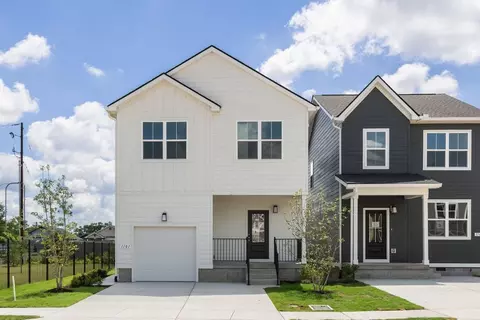 520 Ewing Dr, Nashville, TN 37207