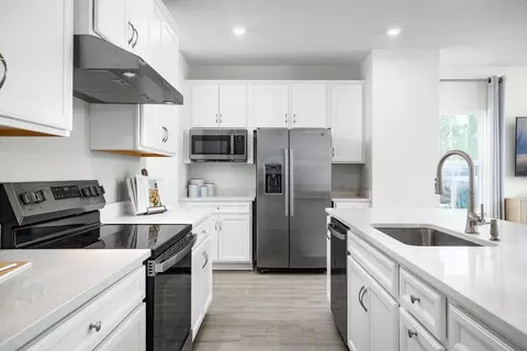 7 Bantry St, Swedesboro, NJ 08085