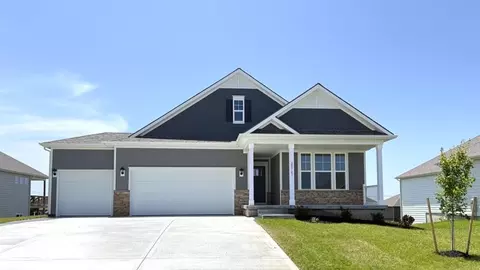 20763 W 188th St, Spring Hill, KS 66083
