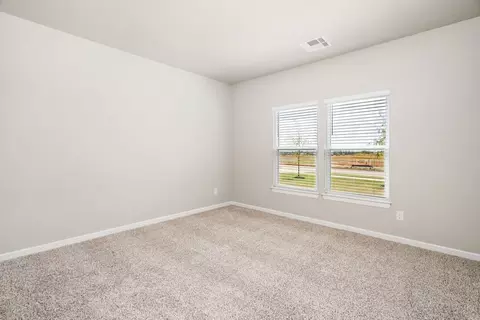 Bedroom - 709 Ashleigh Dr, Tuttle, OK 73089 photo 2 of 2