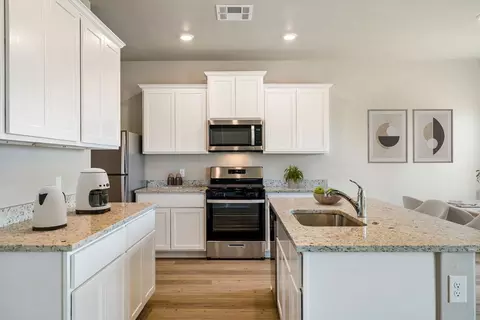 Kitchen - 709 Ashleigh Dr, Tuttle, OK 73089 photo 1 of 4