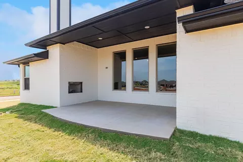 Exterior - 2800 Heather Hvn, Moore, OK 73160 photo 27 of 38