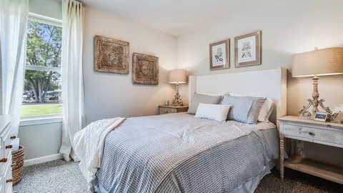 Bedroom - 102 Stable View Dr, Lafayette, LA 70507 photo 2 of 3