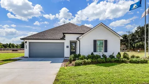 Exterior - 102 Stable View Dr, Lafayette, LA 70507 photo 2 of 2