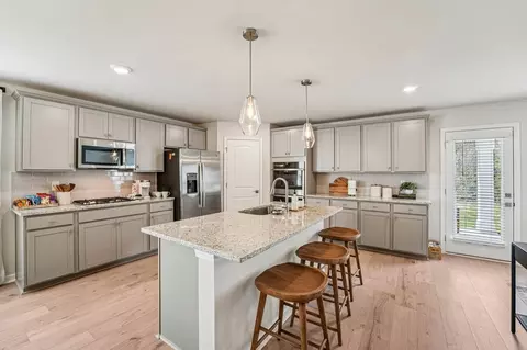 Kitchen - 302 Glenhaven Dr, Lagrange, GA 30241 photo 1 of 1