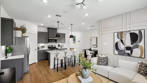 833 Gran Torino Dr, Houston, TX 77047