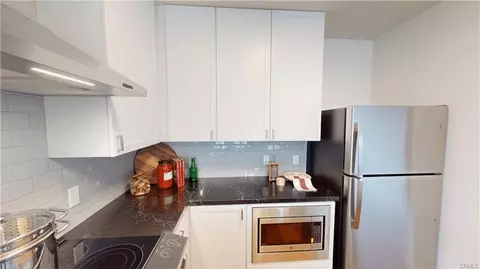 Kitchen - 1878 E Walnut St #213, Pasadena, CA 91107 photo 1 of 1