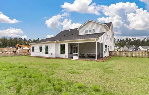 Exterior - 450 Trillium Trl, Pendergrass, GA 30567 photo 10 of 11