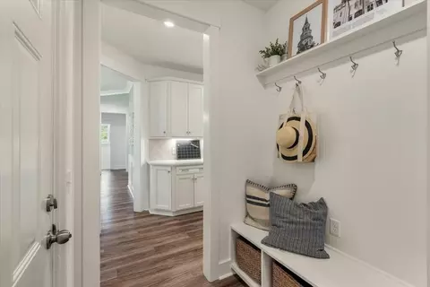 Entry Way - 450 Trillium Trl, Pendergrass, GA 30567 photo 10 of 12