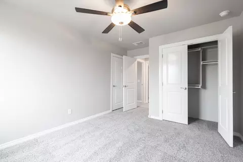 Bedroom - 545 Still Mdws, Guthrie, OK 73044 photo 6 of 6