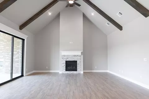 Living - 545 Still Mdws, Guthrie, OK 73044 photo 1 of 6