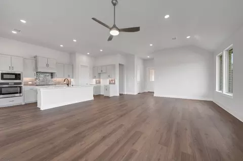 Living - 344 Kathryn Dr, Haslet, TX 76052 photo 2 of 3