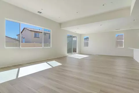 Living - 9083 Carson Ave, Hesperia, CA 92344 photo 1 of 6