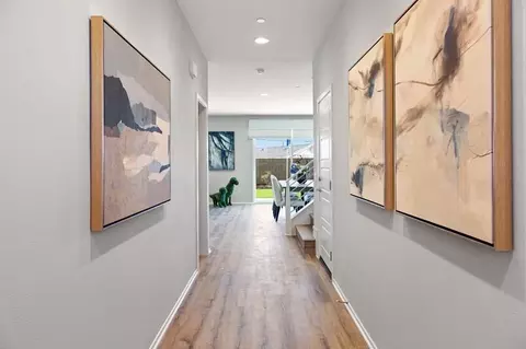 Entry Way - 9083 Carson Ave, Hesperia, CA 92344 photo 2 of 4