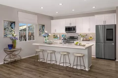 Kitchen - 9083 Carson Ave, Hesperia, CA 92344 photo 4 of 4