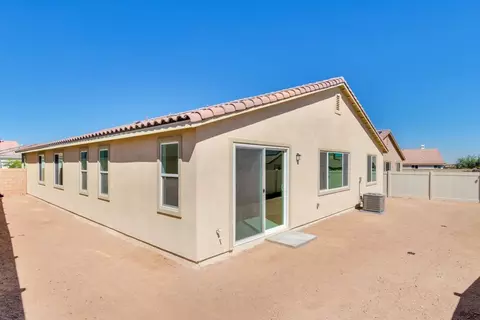 Exterior - 9083 Carson Ave, Hesperia, CA 92344 photo 2 of 6